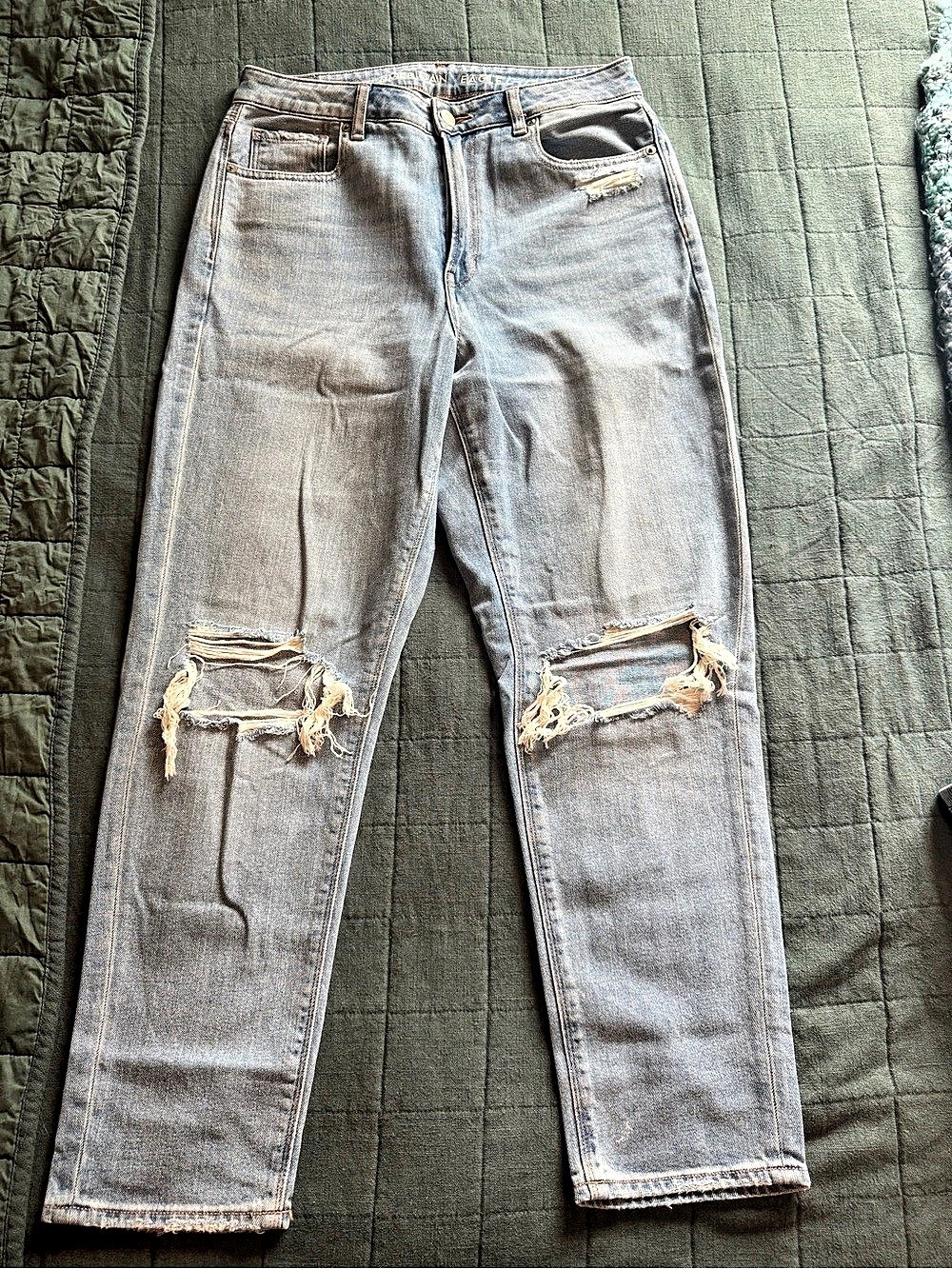 American Eagle AE Mom Jean Distressed Boyfriend Jeans in Blue Waist 8